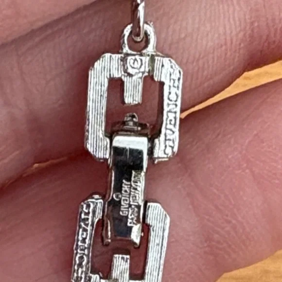 Givenchy Paris Bijoux G logo chain link necklace Silver Tone 30" - Picture 5 of 13